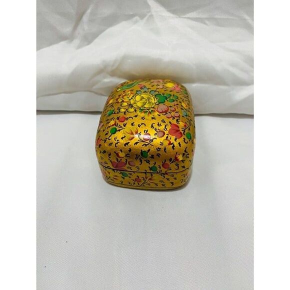 Vintage Kashmir Homemade Trinket Box Black Lacquered Floral Design 3.5 X 2.5 In. - Picture 6 of 9